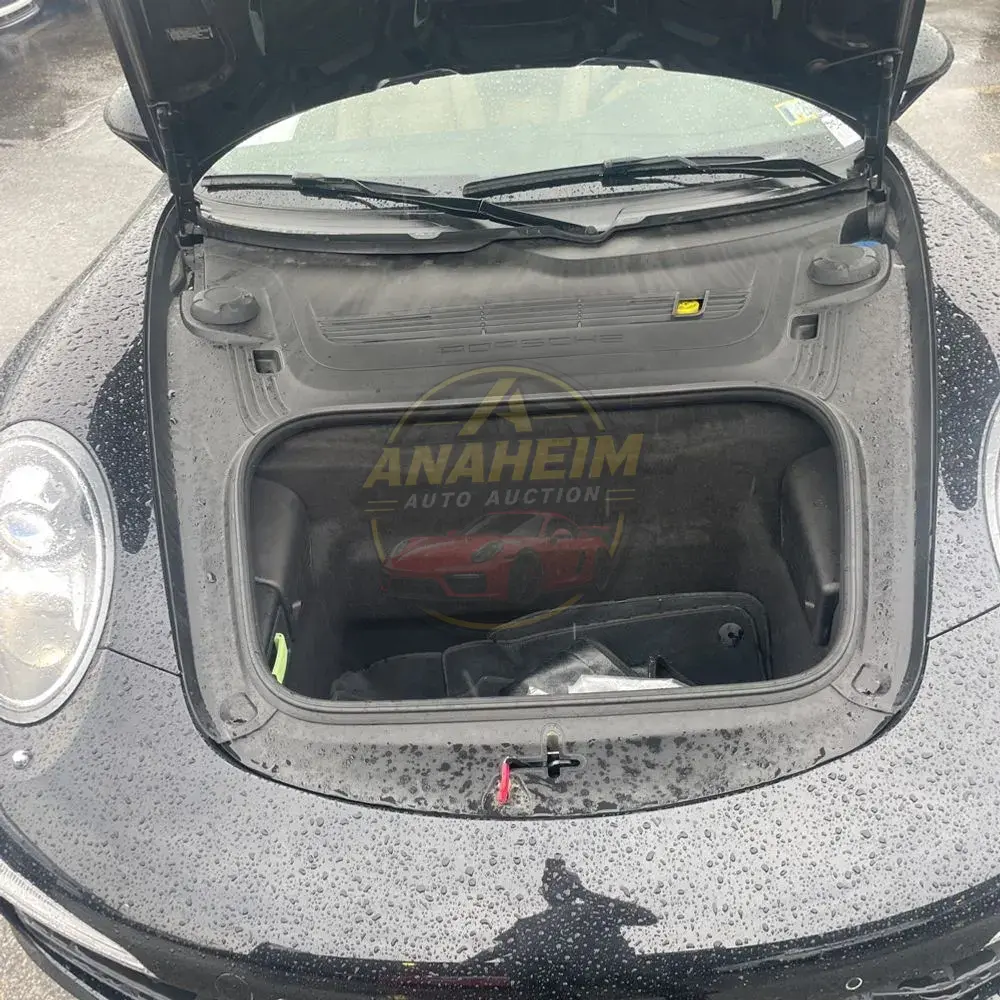 2015 Porsche 911 Carrera 4 Base