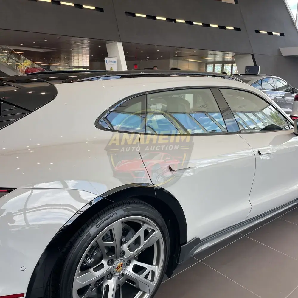 2024 Porsche Taycan Turbo S Cross Turismo