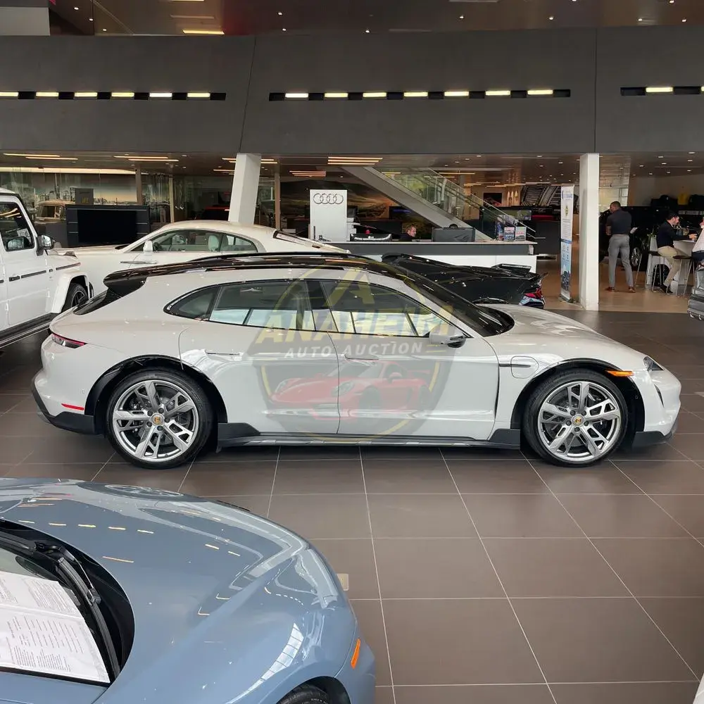 2024 Porsche Taycan Turbo S Cross Turismo
