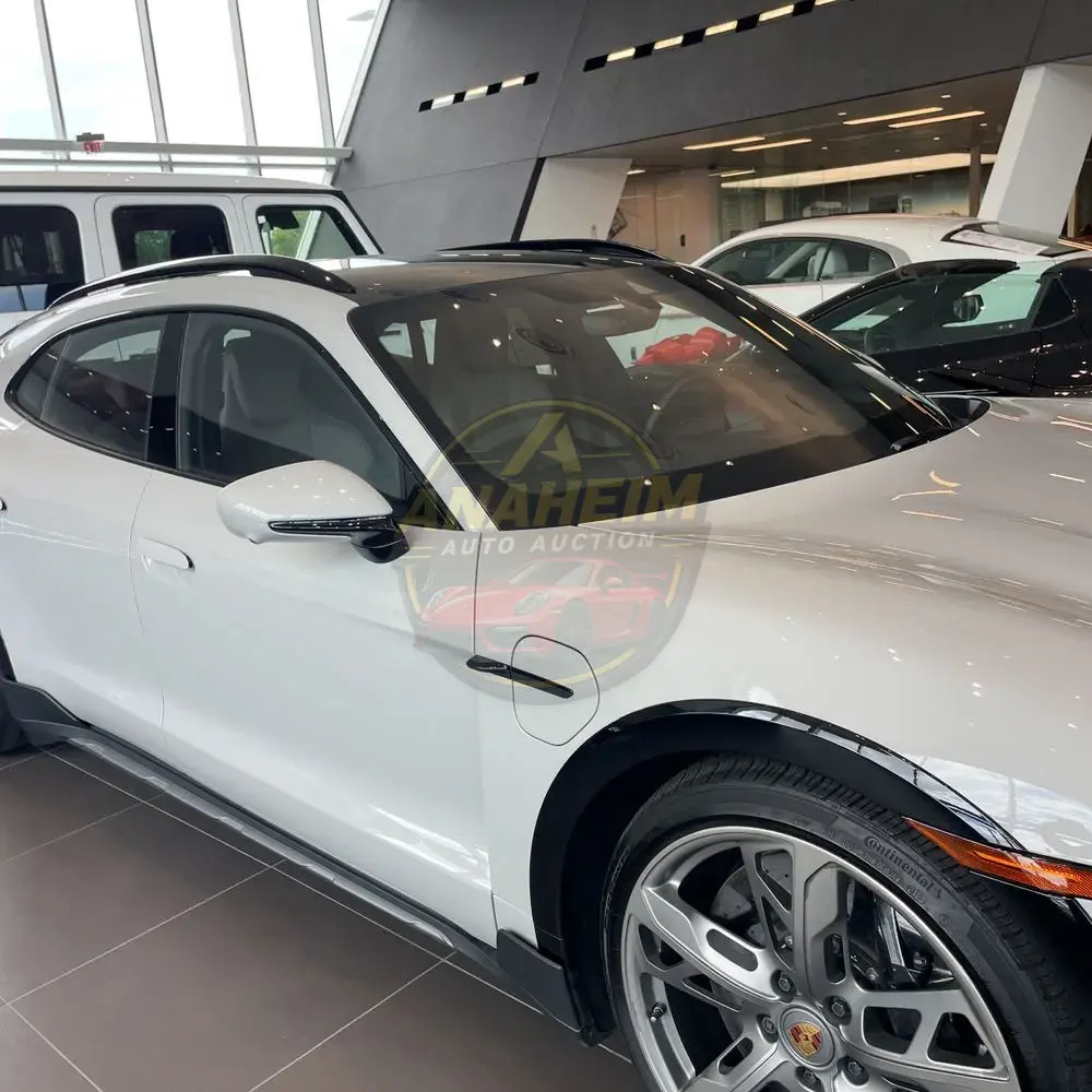 2024 Porsche Taycan Turbo S Cross Turismo
