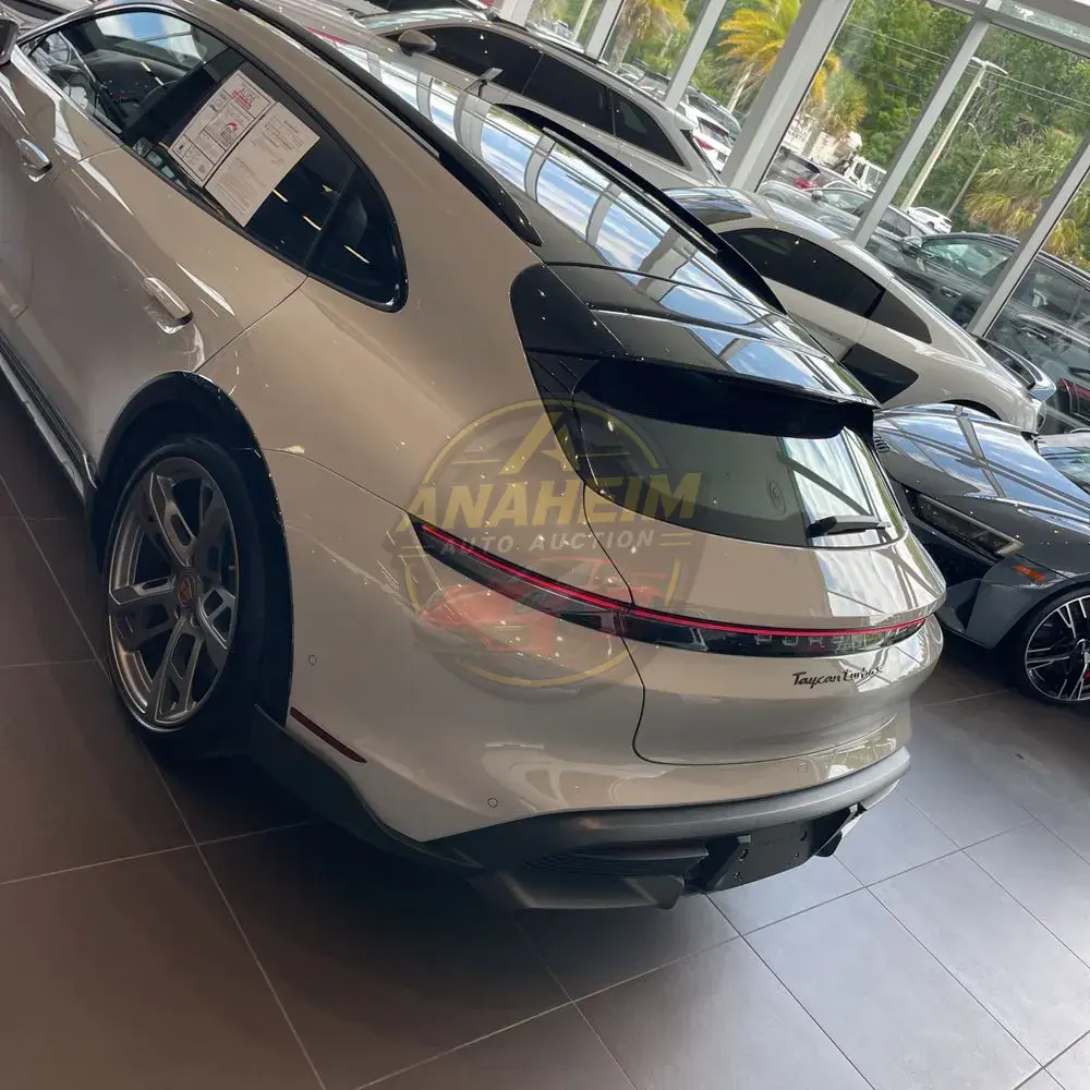 2024 Porsche Taycan Turbo S Cross Turismo