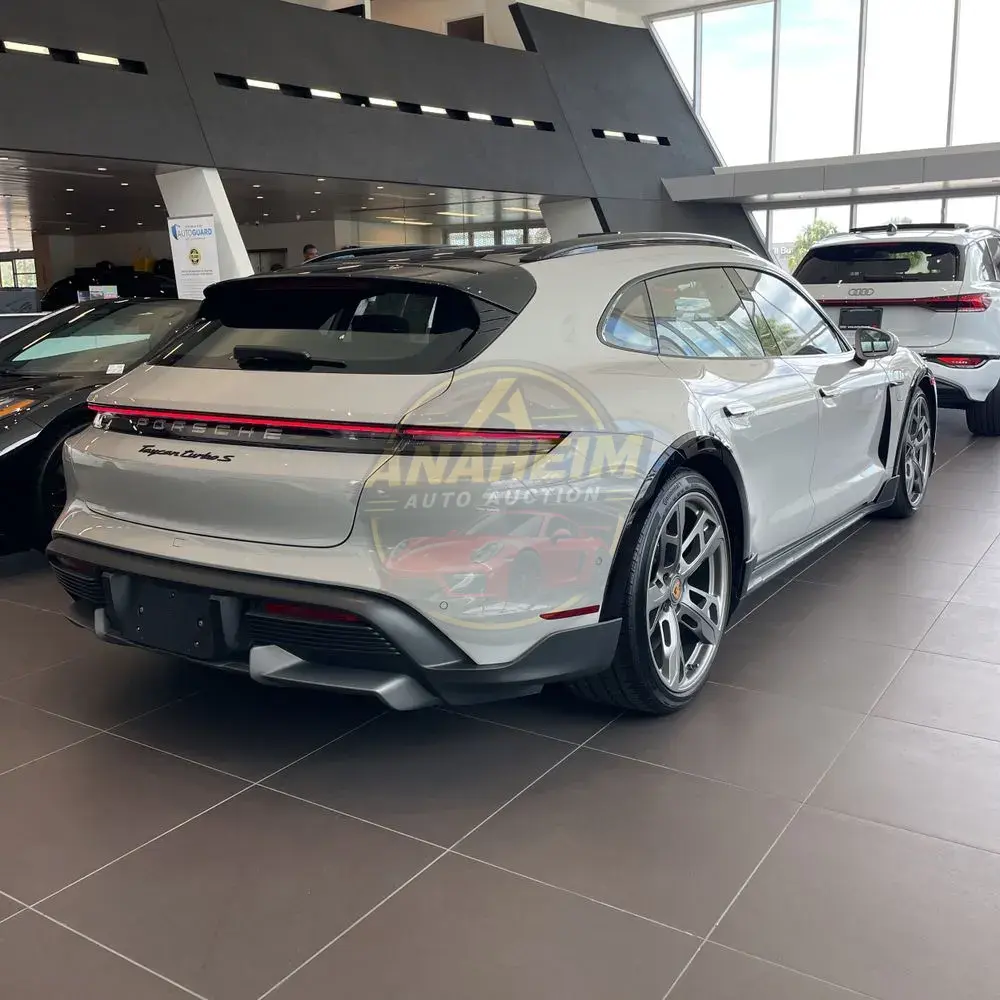 2024 Porsche Taycan Turbo S Cross Turismo