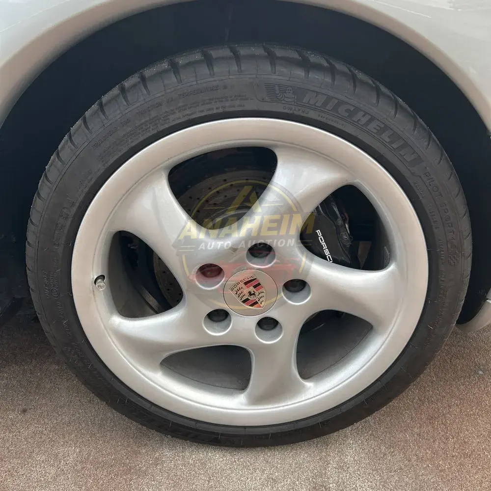 1998 Porsche 911 Carrera