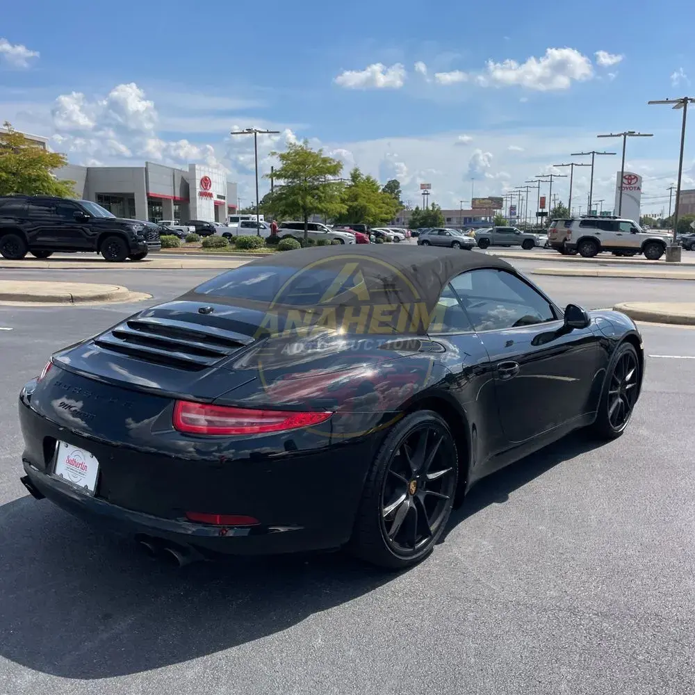 2015 Porsche 911 Carrera