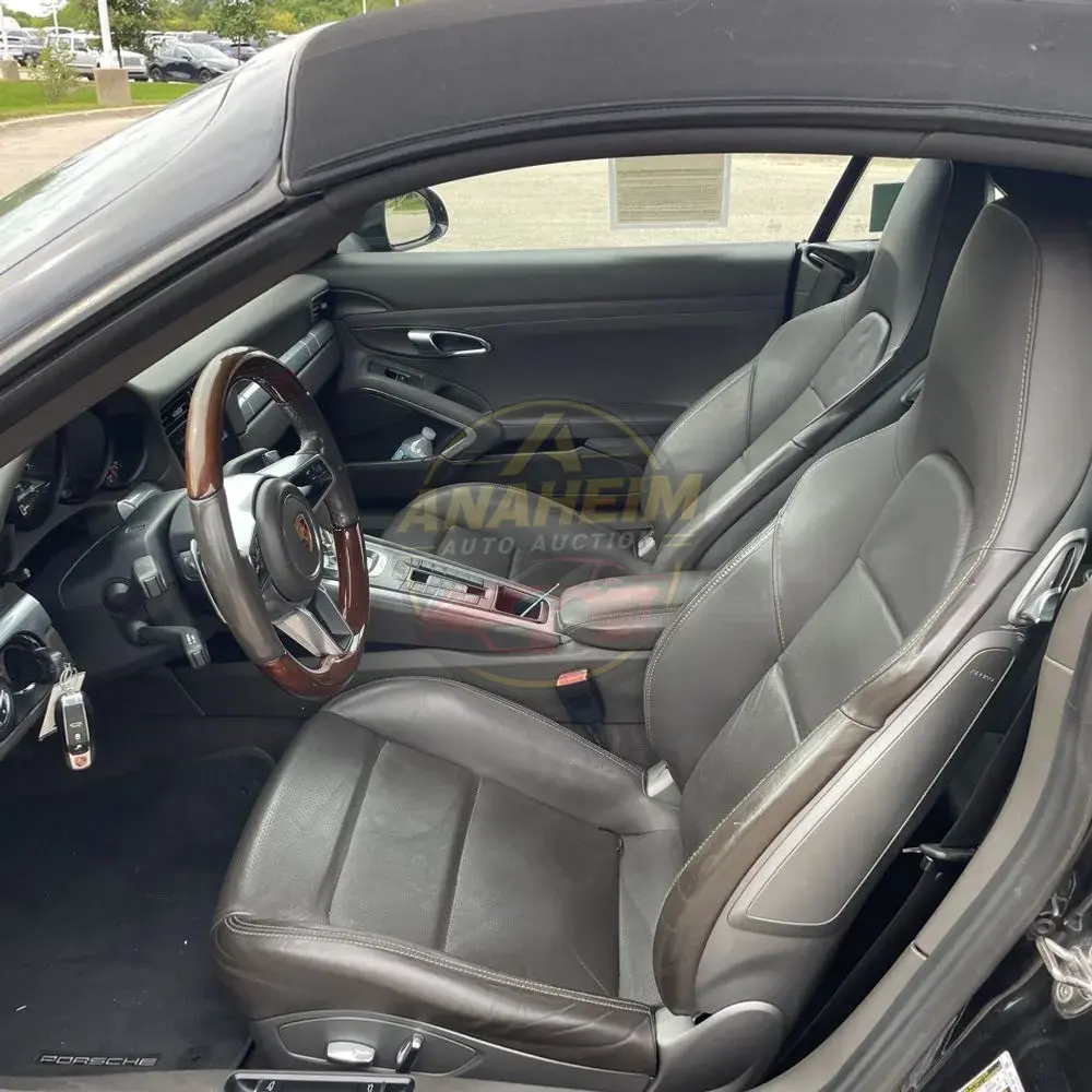 2017 Porsche 911 Carrera