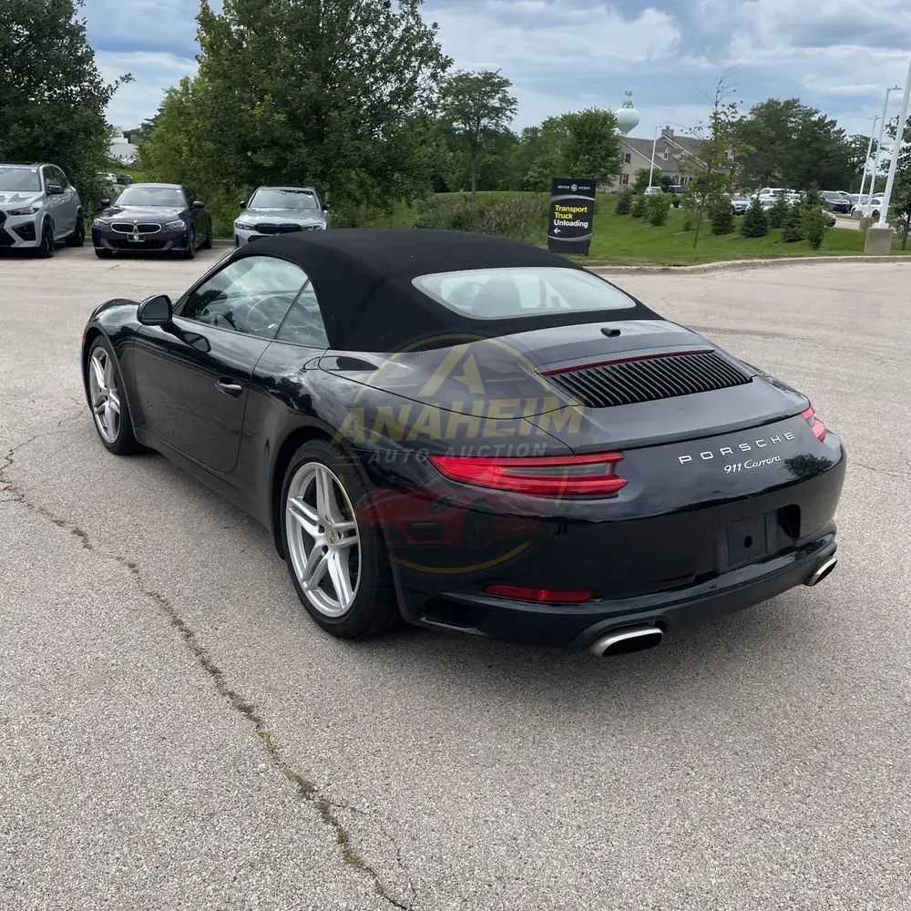 2017 Porsche 911 Carrera
