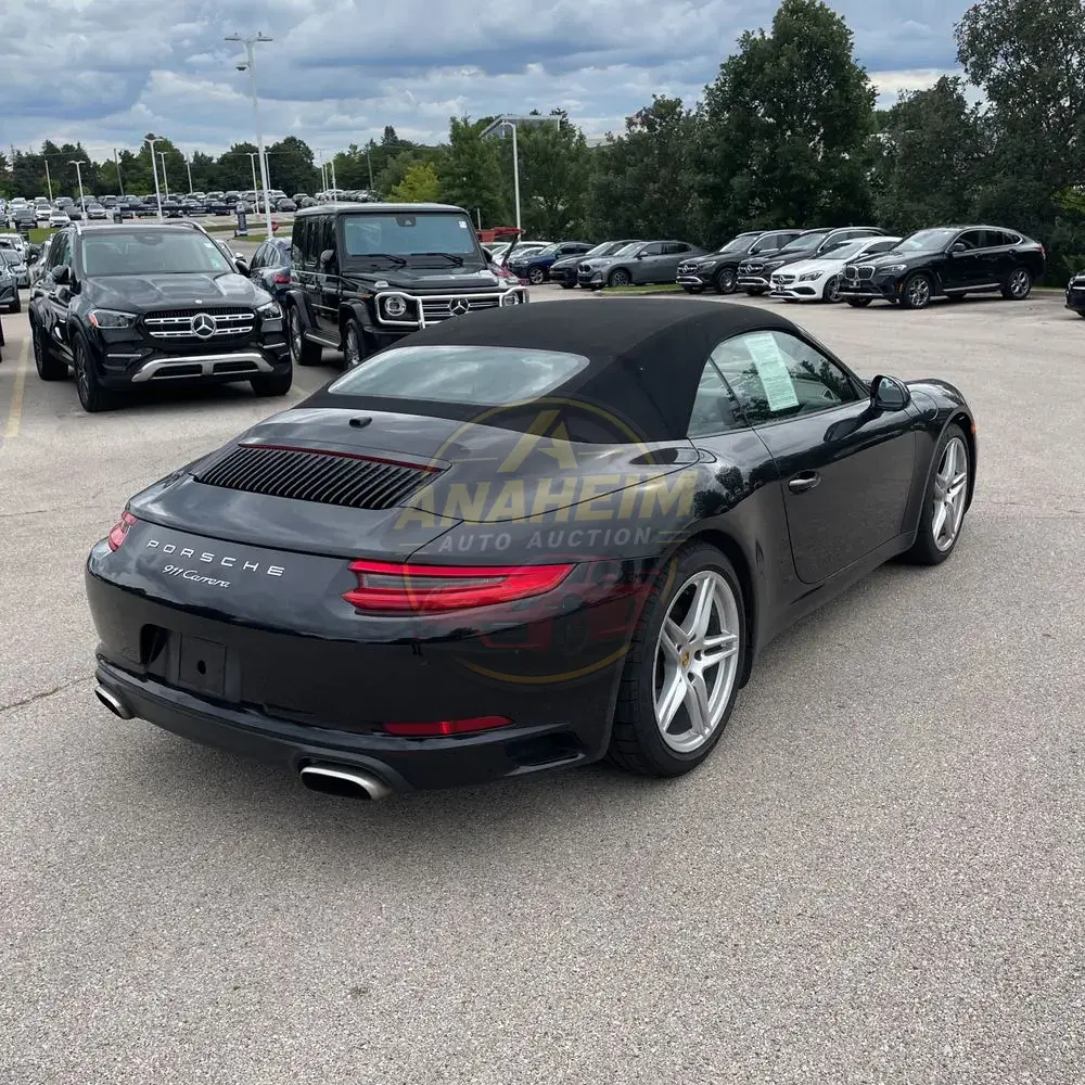 2017 Porsche 911 Carrera