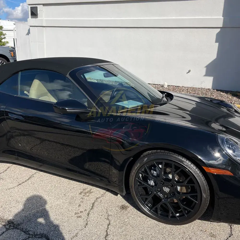 2022 Porsche 911 Carrera
