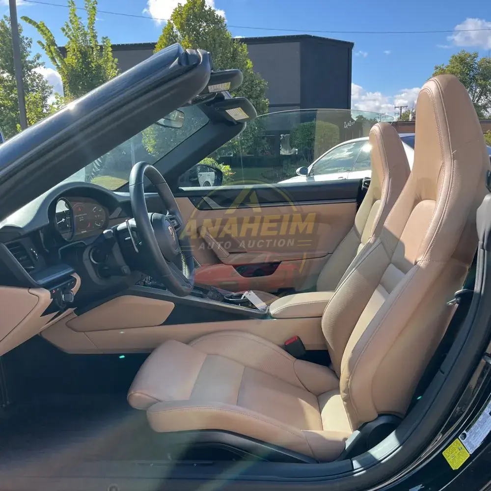2022 Porsche 911 Carrera