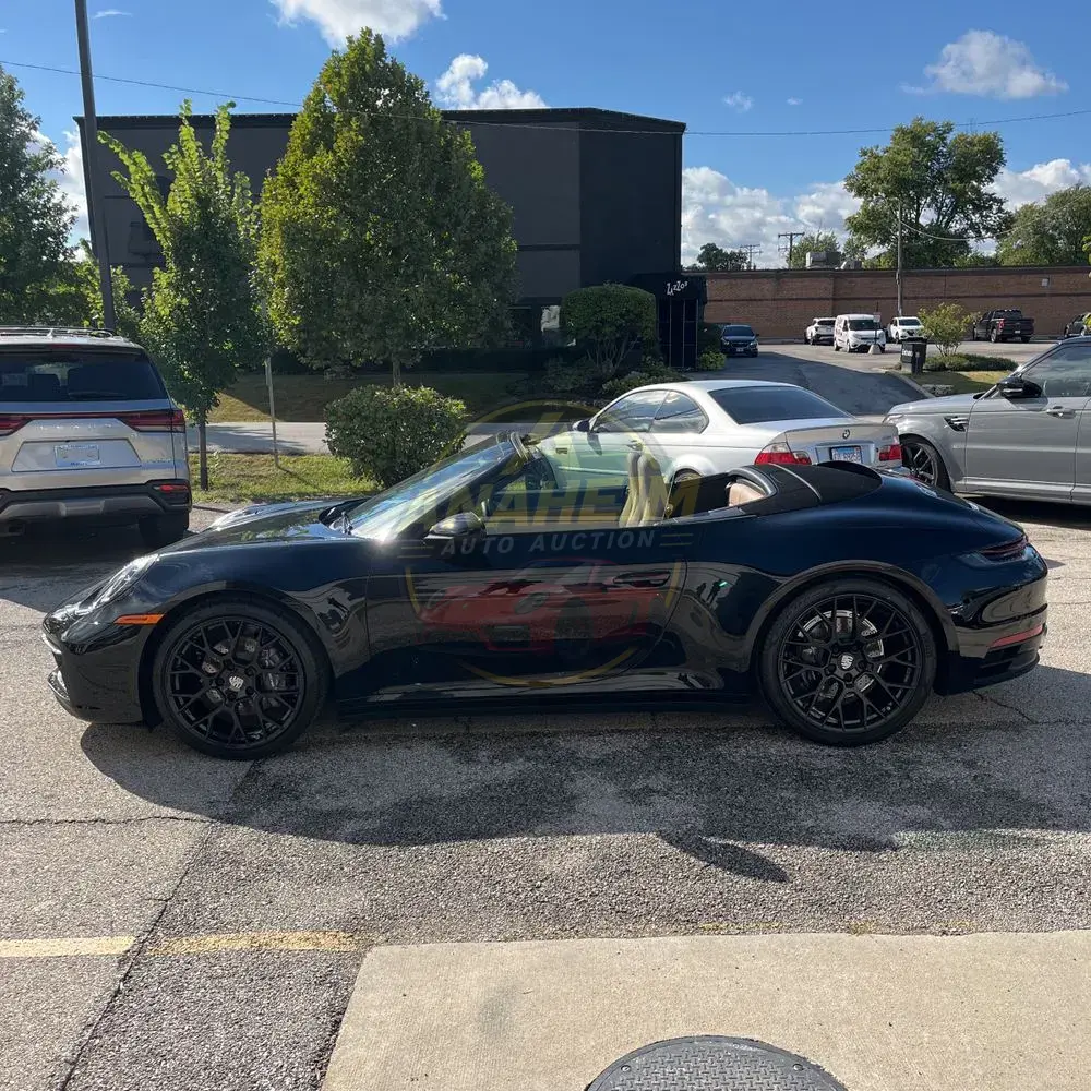 2022 Porsche 911 Carrera