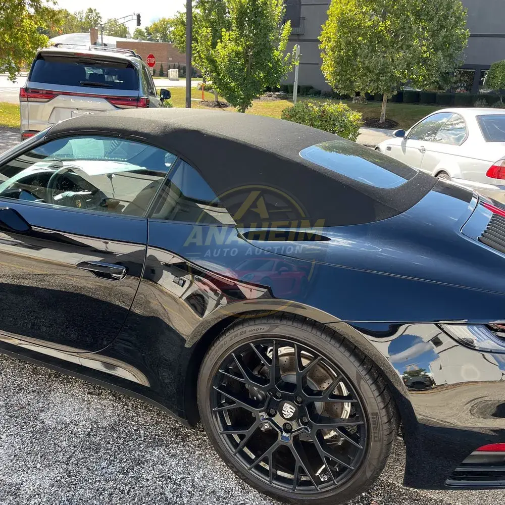 2022 Porsche 911 Carrera