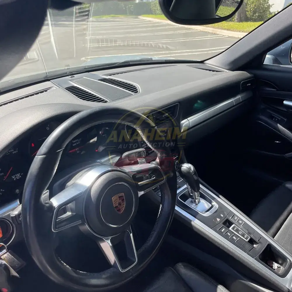 2017 Porsche 911 Carrera