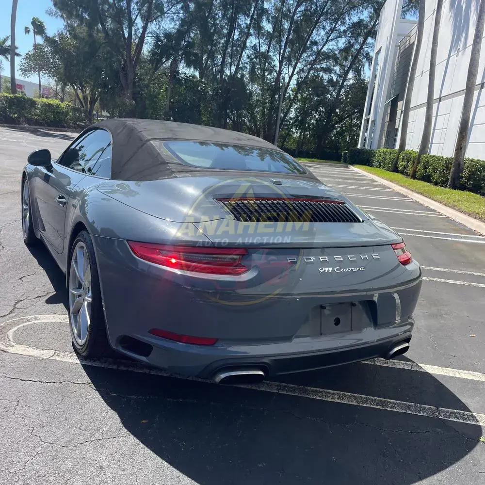 2017 Porsche 911 Carrera