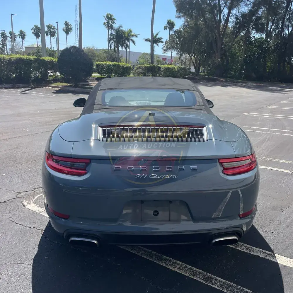 2017 Porsche 911 Carrera