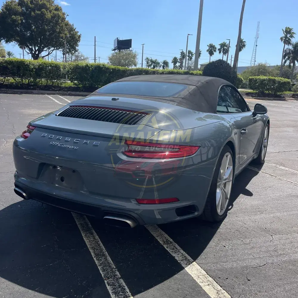 2017 Porsche 911 Carrera