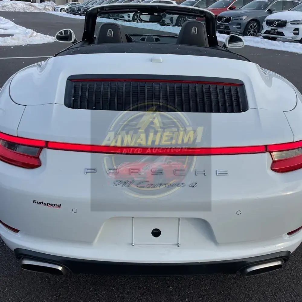 2017 Porsche 911 Carrera 4