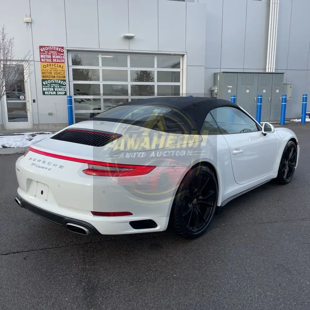 2017 Porsche 911 Carrera 4