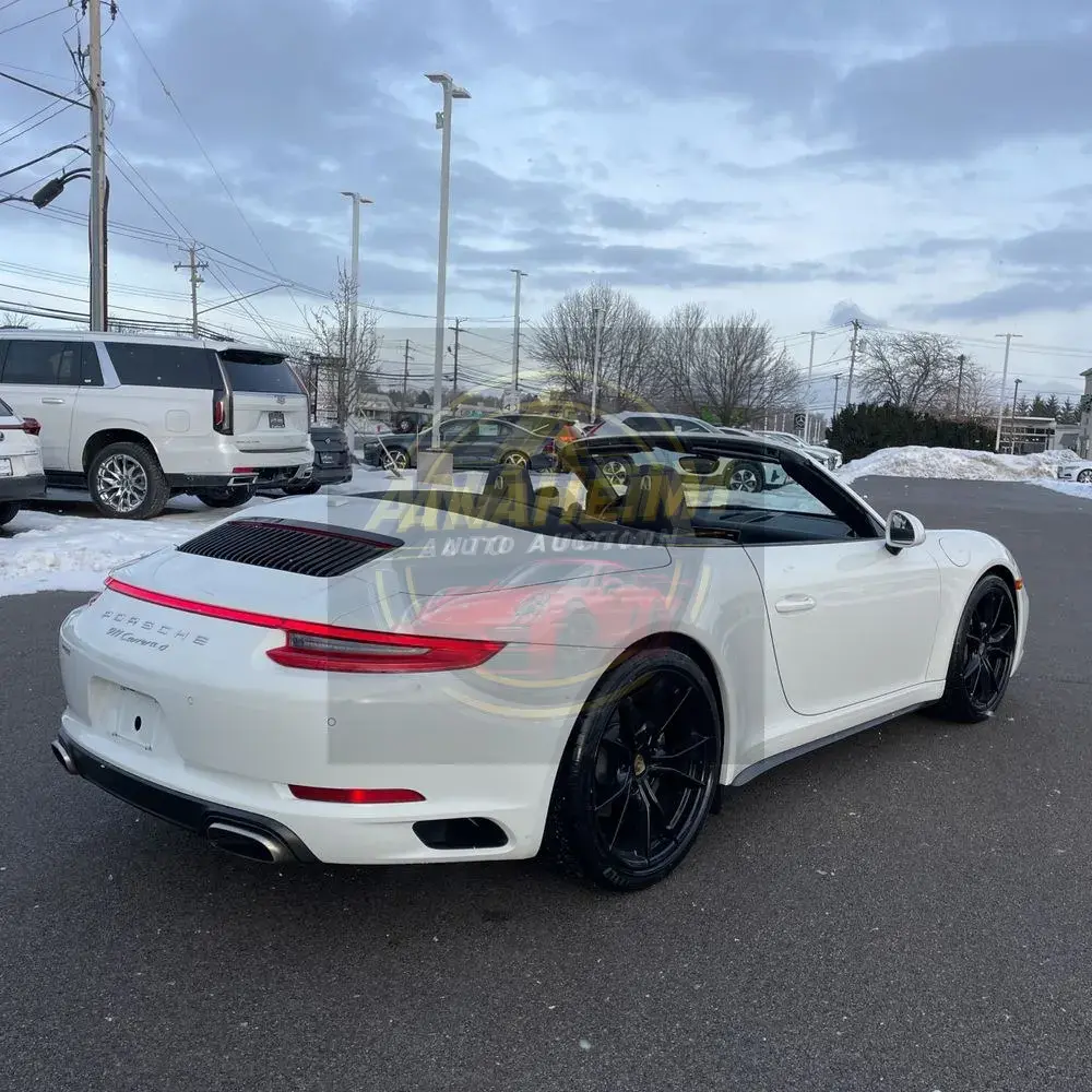 2017 Porsche 911 Carrera 4