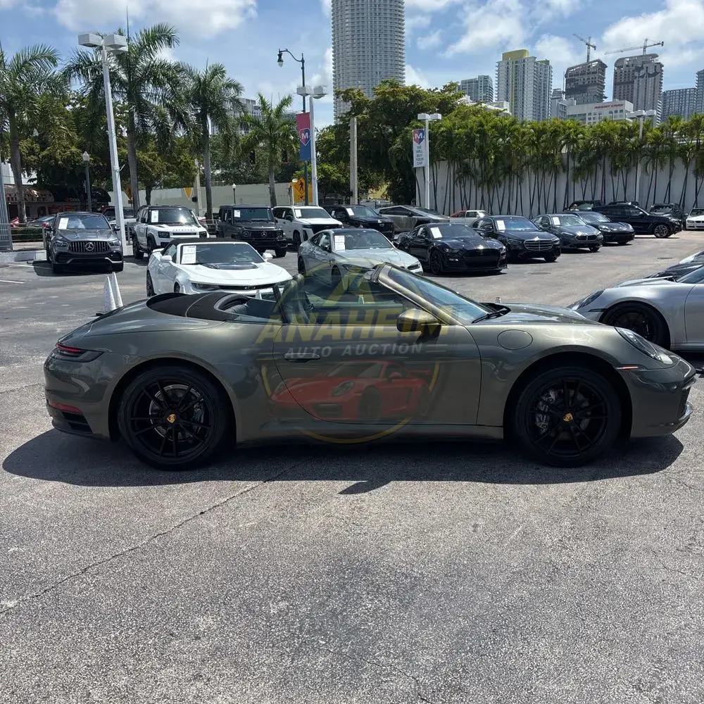 2020 Porsche 911 Carrera Cabriolet