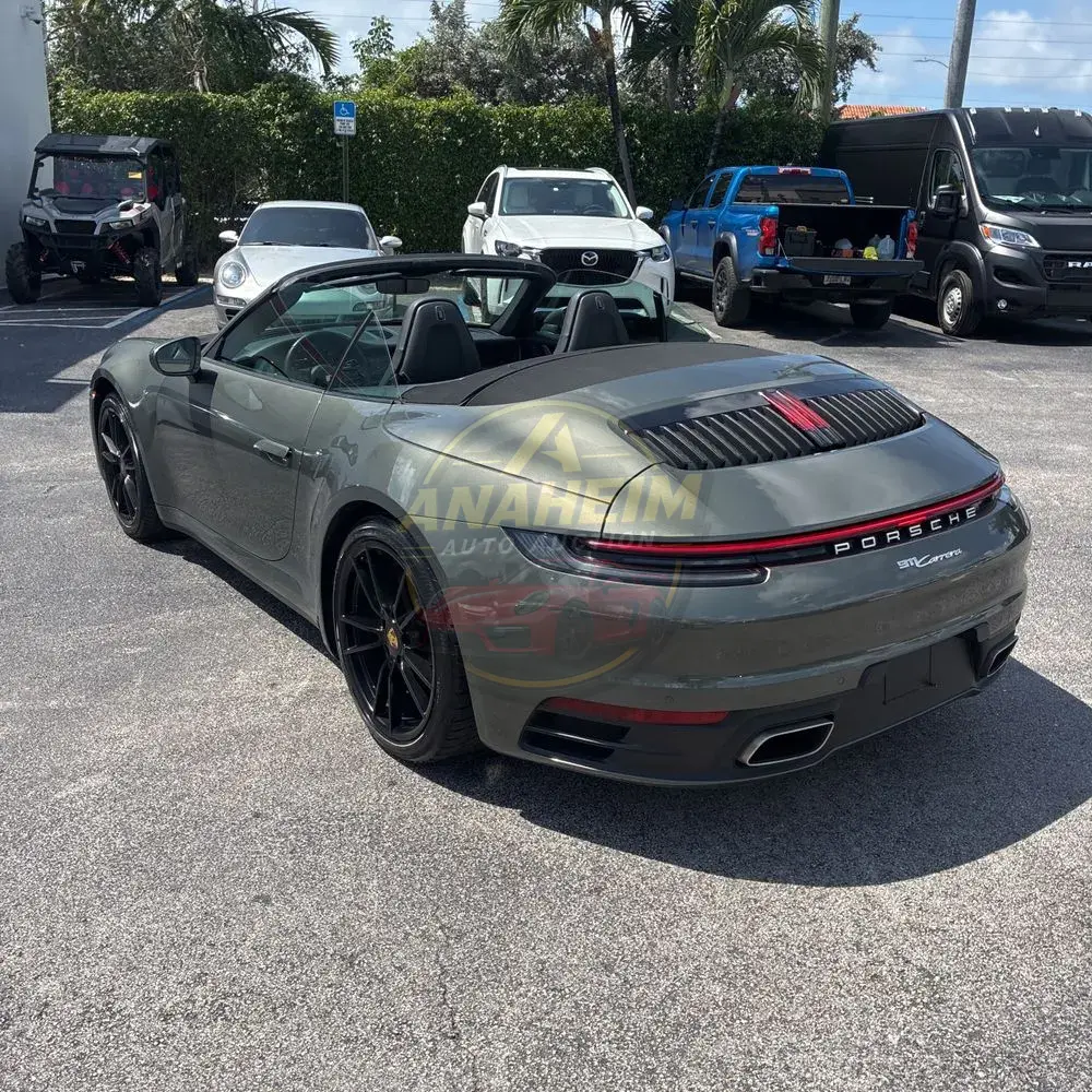 2020 Porsche 911 Carrera Cabriolet