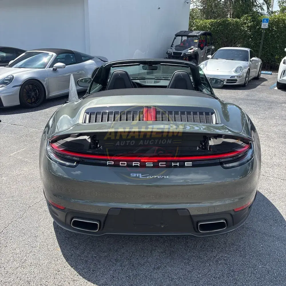 2020 Porsche 911 Carrera Cabriolet