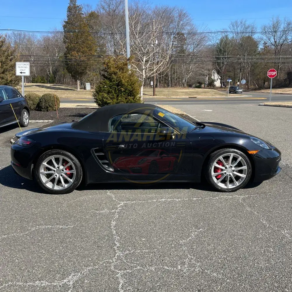 2022 Porsche 718 Boxster S