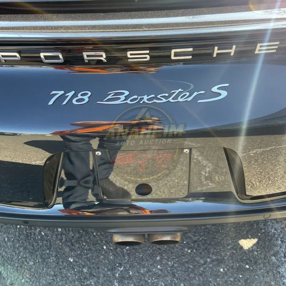 2022 Porsche 718 Boxster S