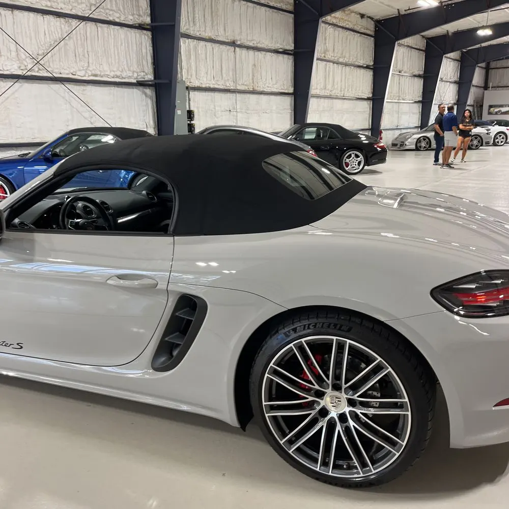 2022 Porsche 718 Boxster S