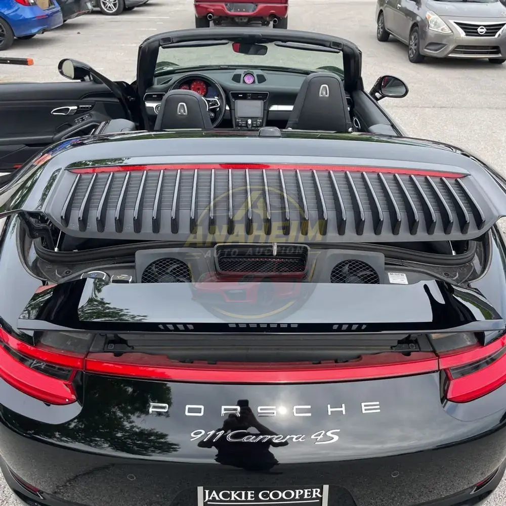 2017 Porsche 911 Carrera 4S