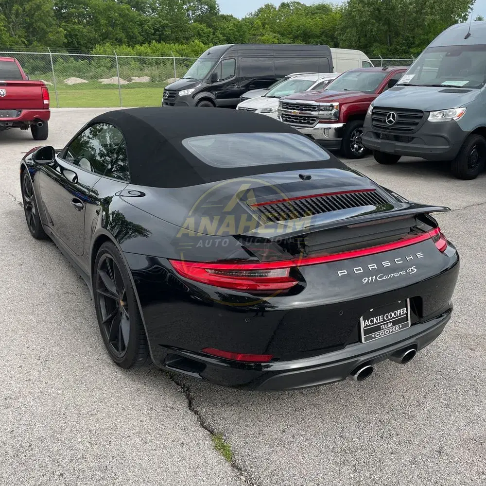 2017 Porsche 911 Carrera 4S