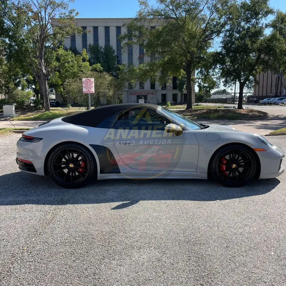2020 Porsche 911 Carrera 4S