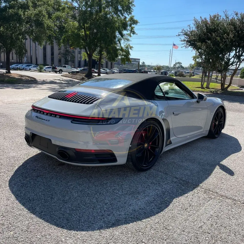 2020 Porsche 911 Carrera 4S
