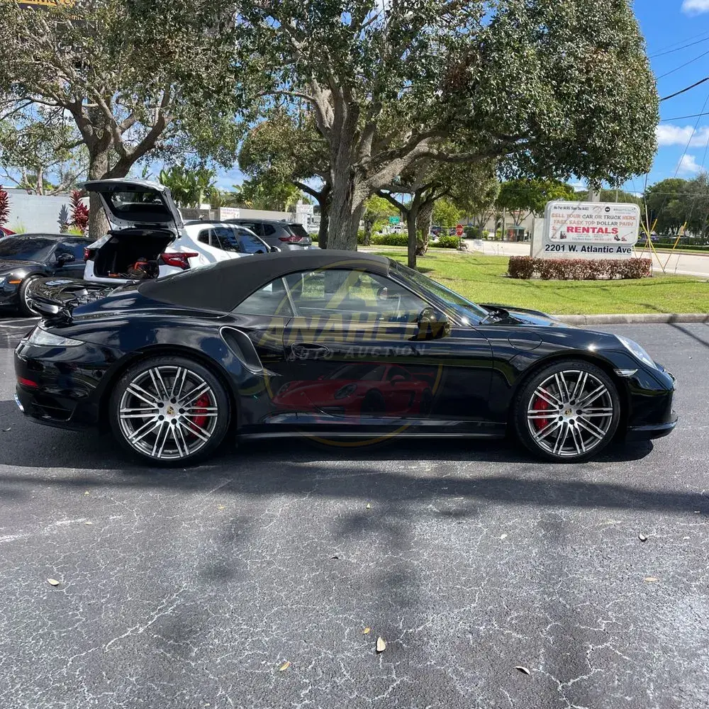 2014 Porsche 911 Carrera 4 Base