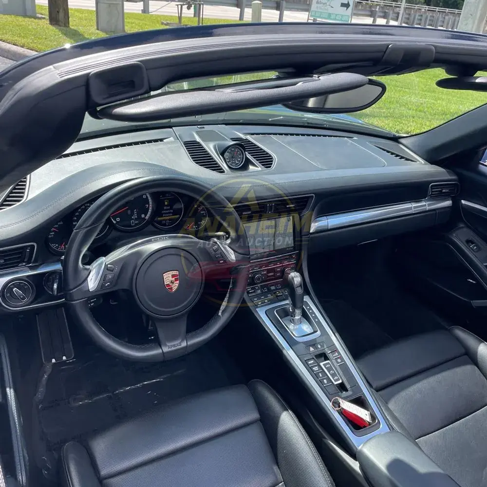 2014 Porsche 911 Carrera 4 Base