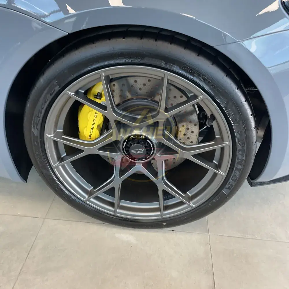 2025 Porsche 718 Boxster Spyder RS