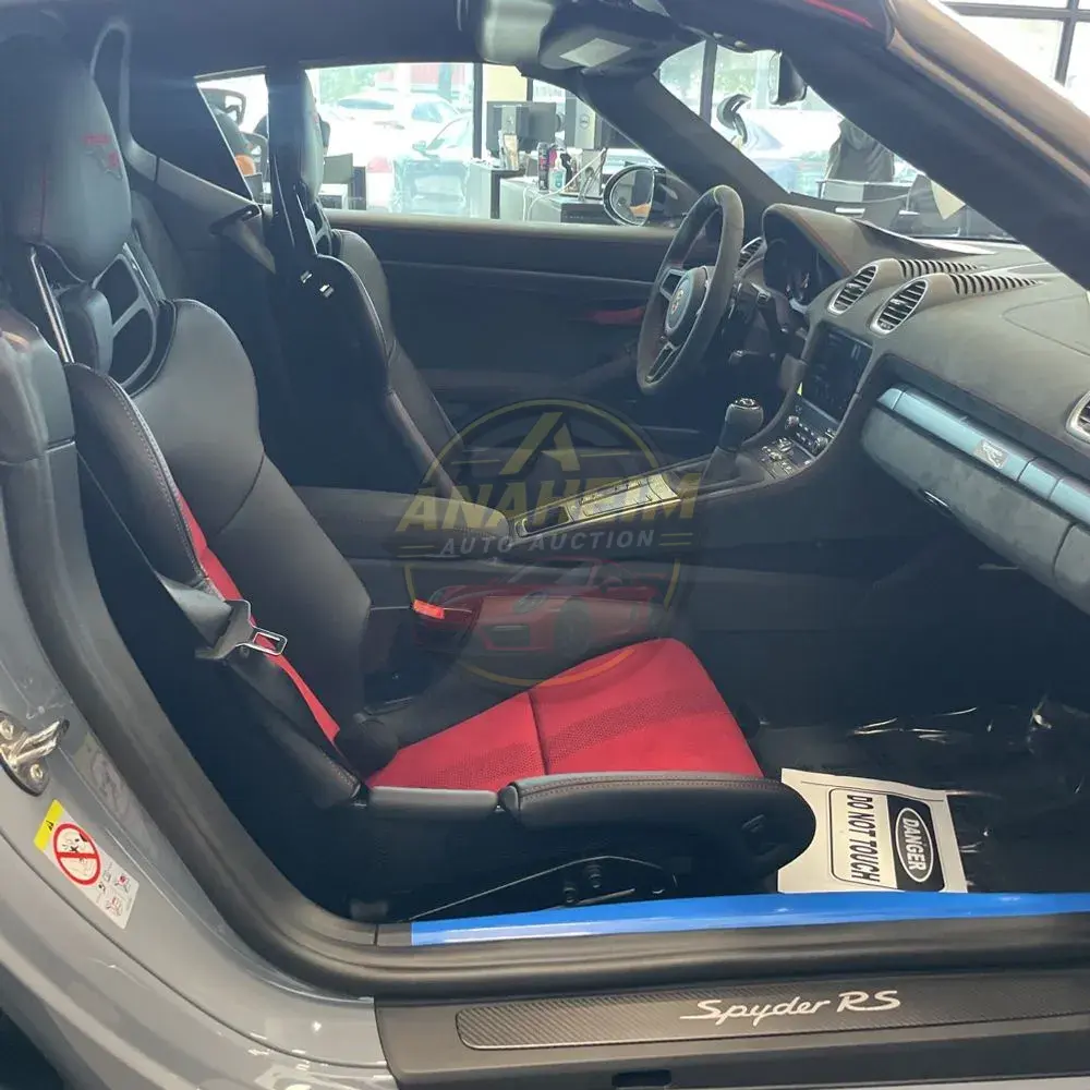 2025 Porsche 718 Boxster Spyder RS