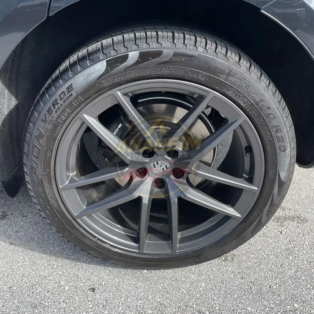 2023 Porsche Macan T