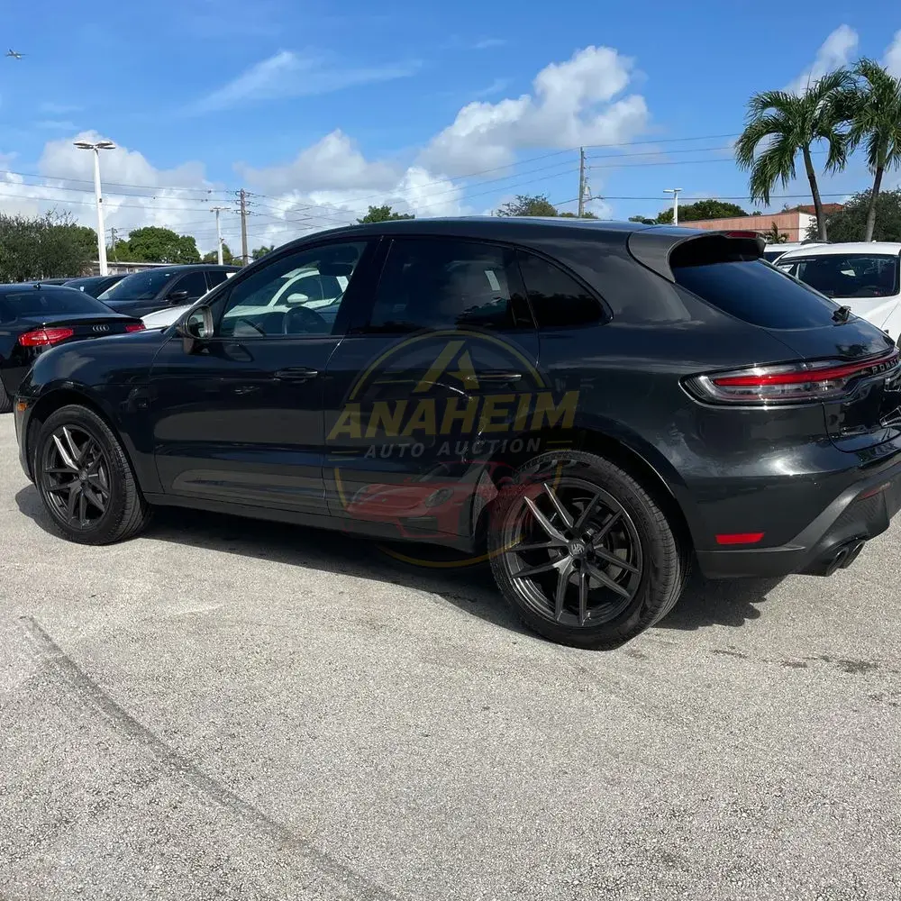 2023 Porsche Macan T
