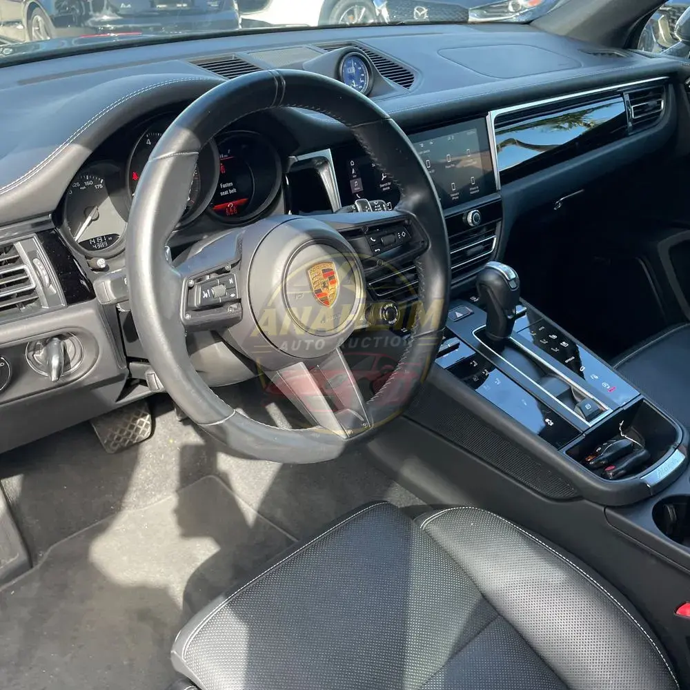2023 Porsche Macan T