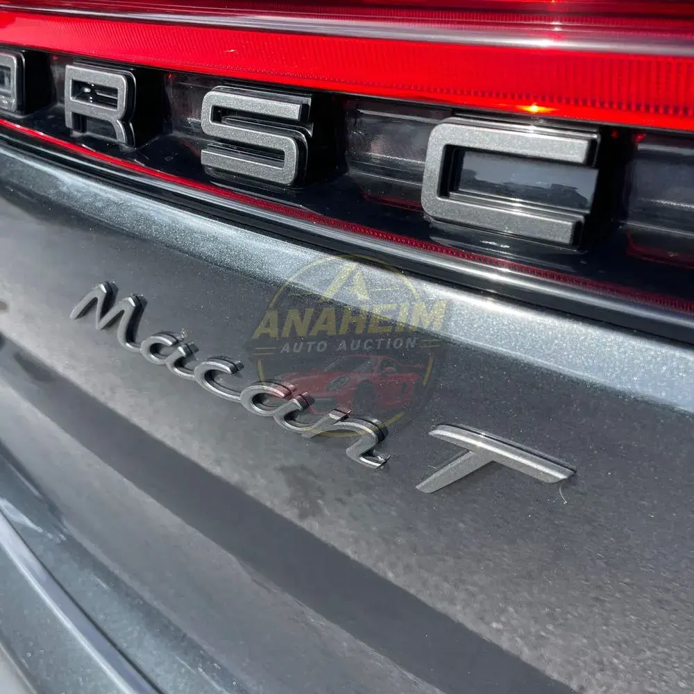 2023 Porsche Macan T