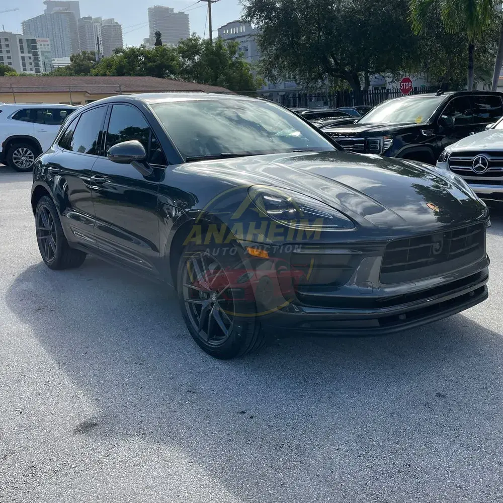 2023 Porsche Macan T