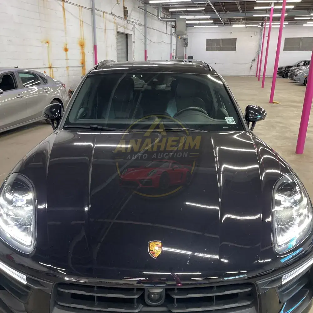 2024 Porsche Macan Base