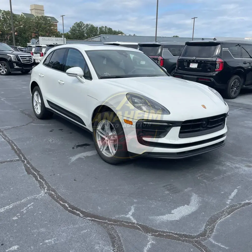 2022 Porsche Macan Base