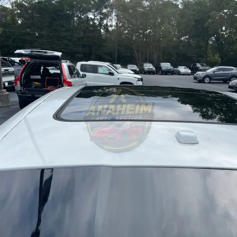 2022 Porsche Macan Base
