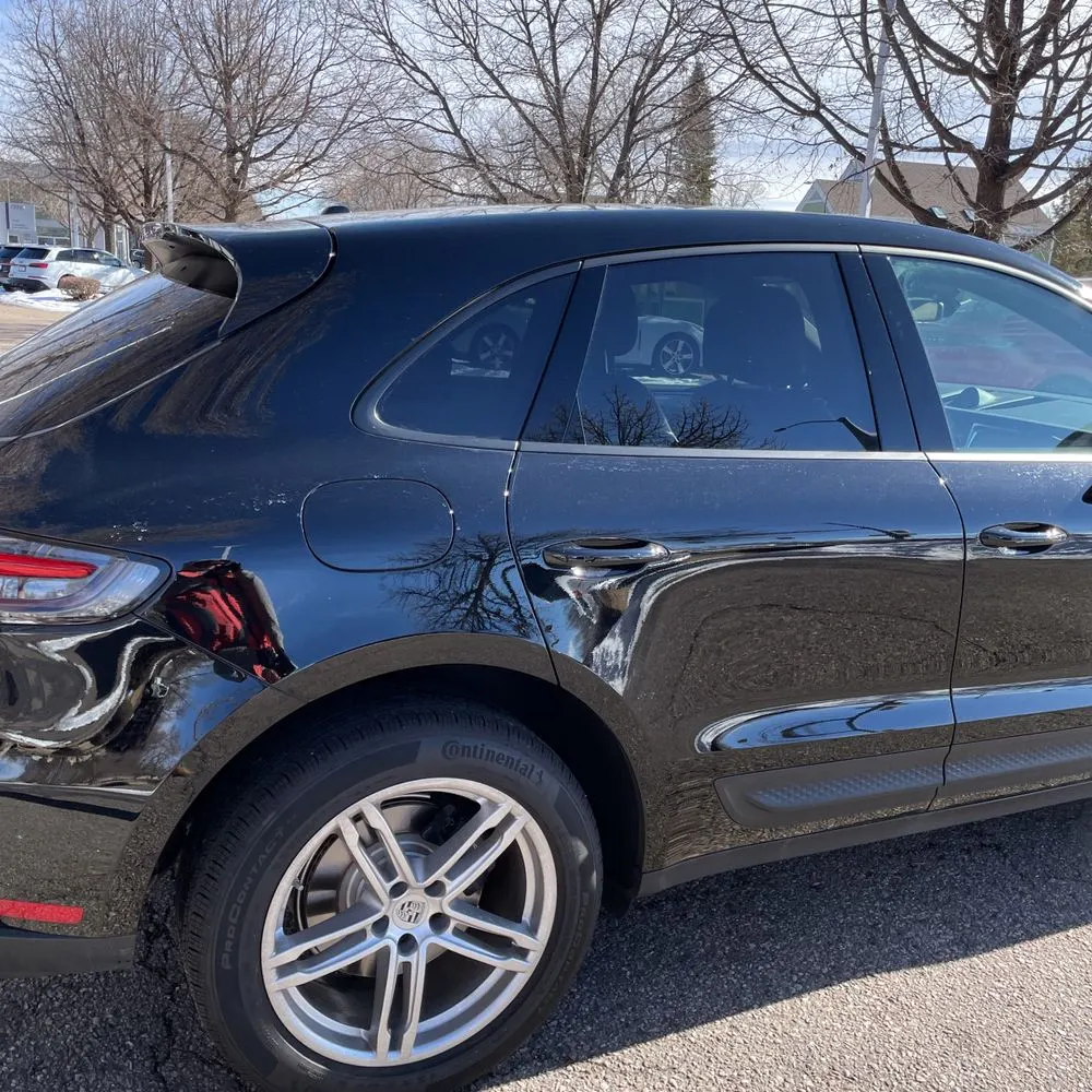 2024 Porsche Macan Base