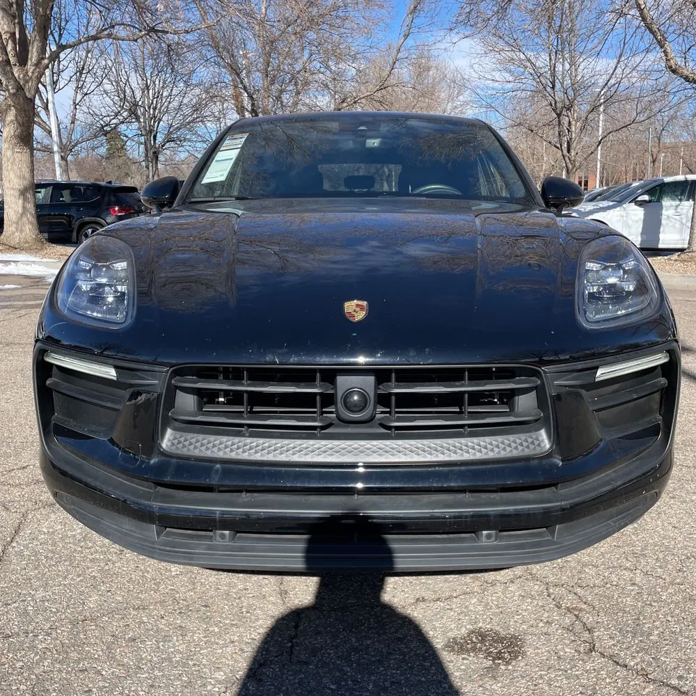 2024 Porsche Macan Base
