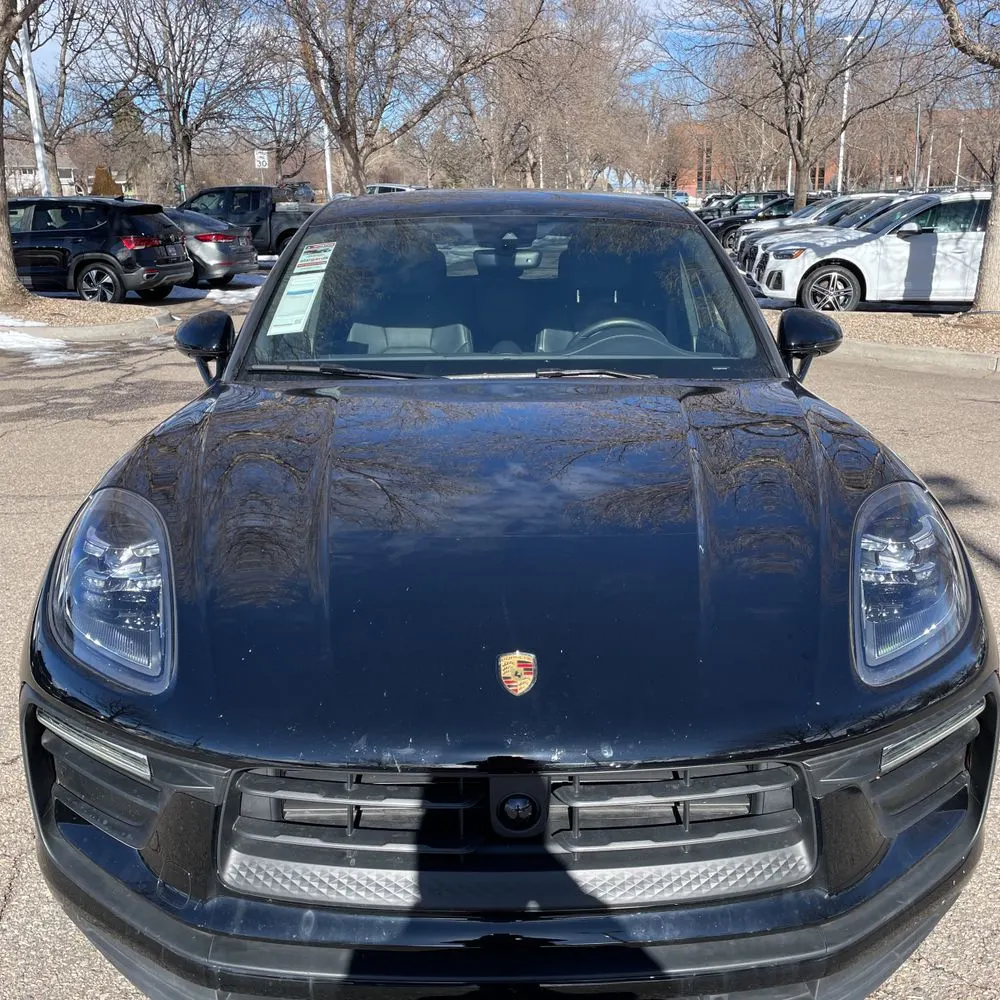 2024 Porsche Macan Base
