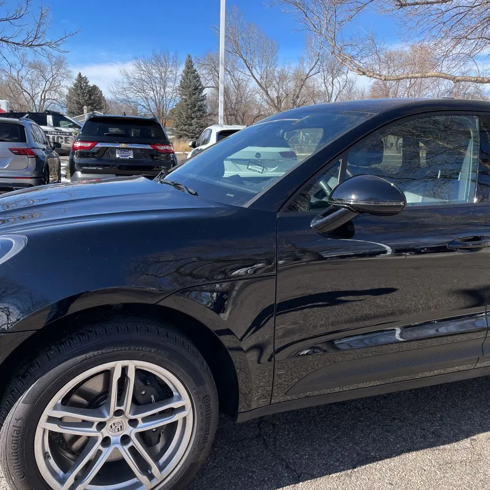 2024 Porsche Macan Base