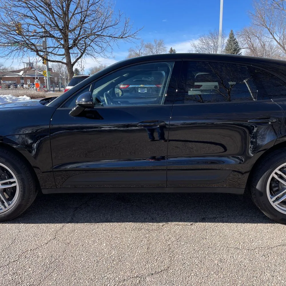 2024 Porsche Macan Base