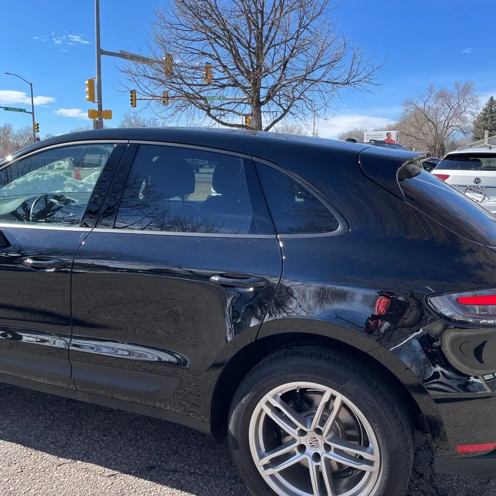2024 Porsche Macan Base